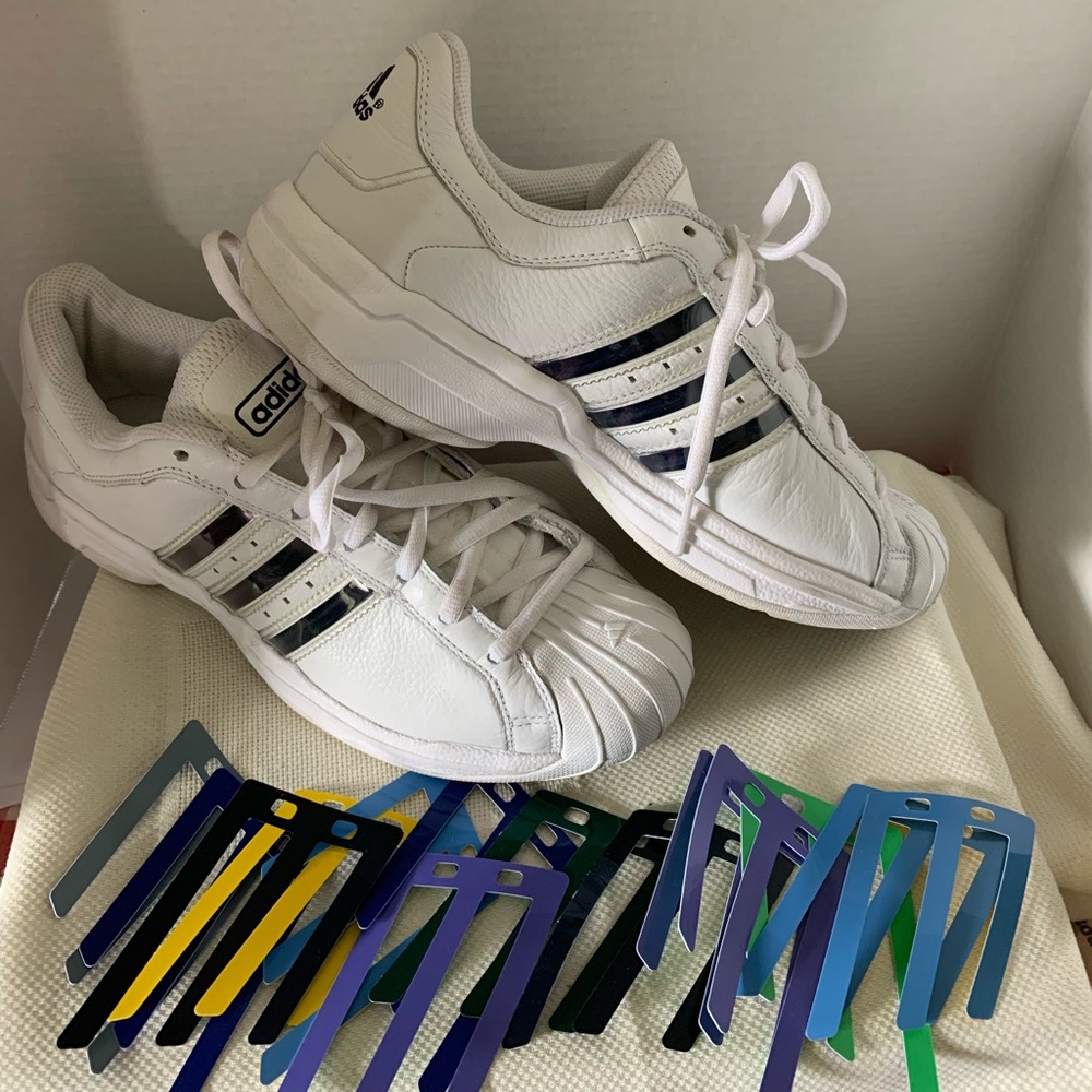 Adidas clamshell Torsion changeable logo colors 12